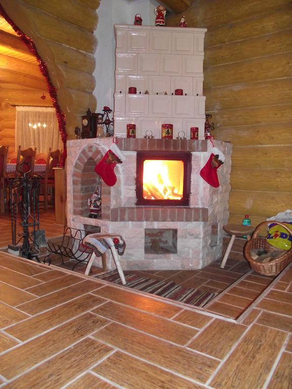 Cabana Piatra Runcului Vatra Moldoviţei Exteriör bild