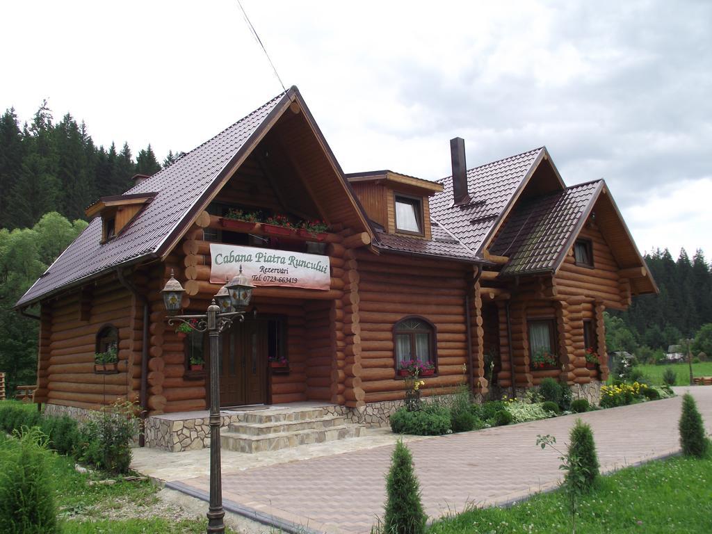 Cabana Piatra Runcului Vatra Moldoviţei Exteriör bild