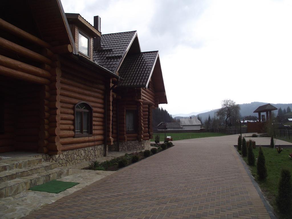 Cabana Piatra Runcului Vatra Moldoviţei Exteriör bild