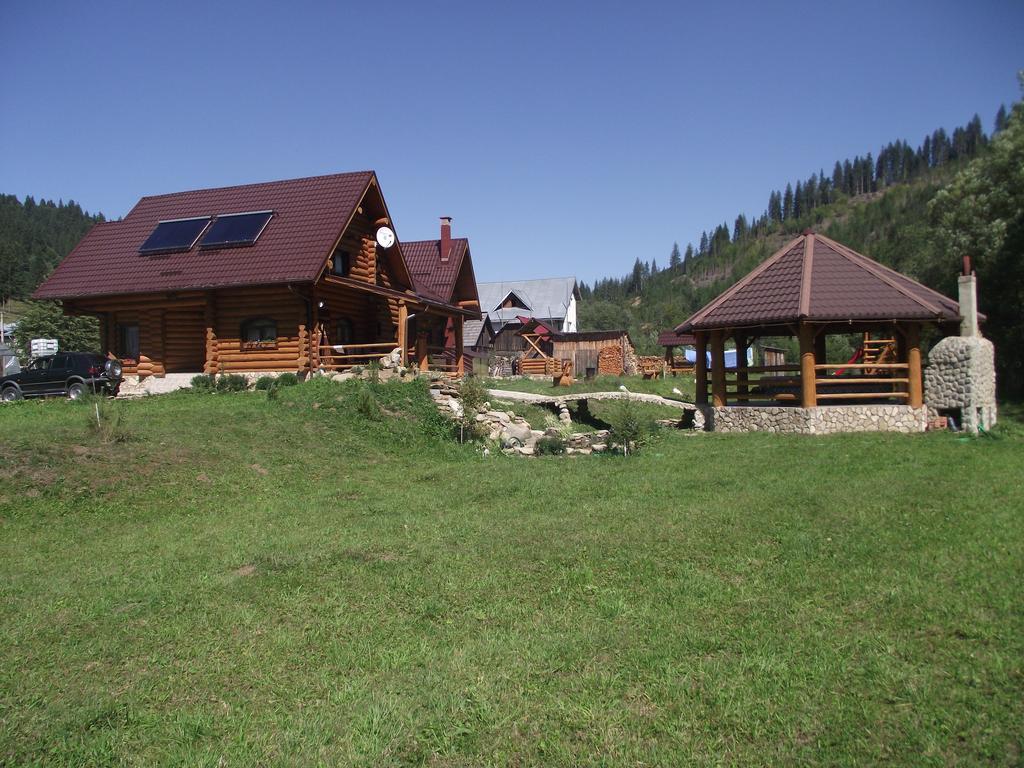 Cabana Piatra Runcului Vatra Moldoviţei Exteriör bild